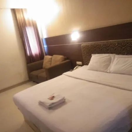 Penthouse Hotel-2